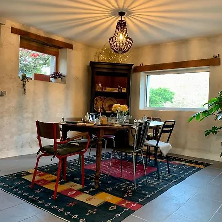 Cote Jardin Bed & Breakfast