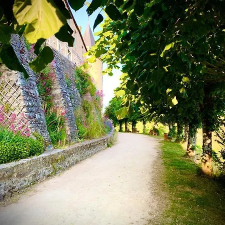 Cote Jardin Bed & Breakfast Sainte-Suzanne (Mayenne)