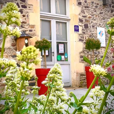 Cote Jardin *