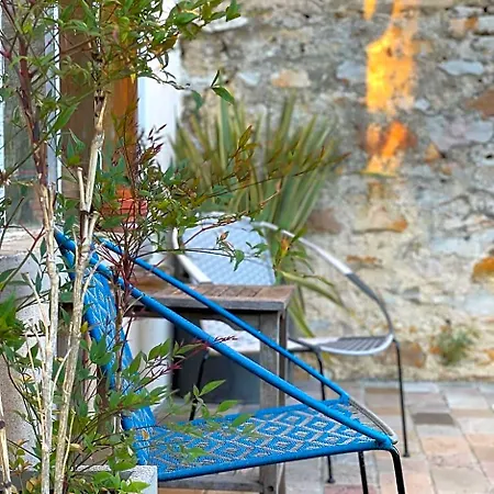 Coté Jardin Sainte-Suzanne (Mayenne)
